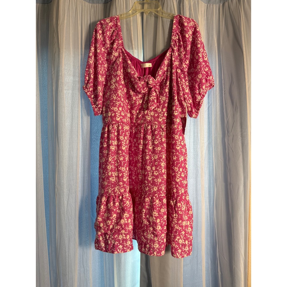 LC Lauren Conrad Floral Tiered Mini Dress Womens Plus 1X Pink NWT Smocked Back‎